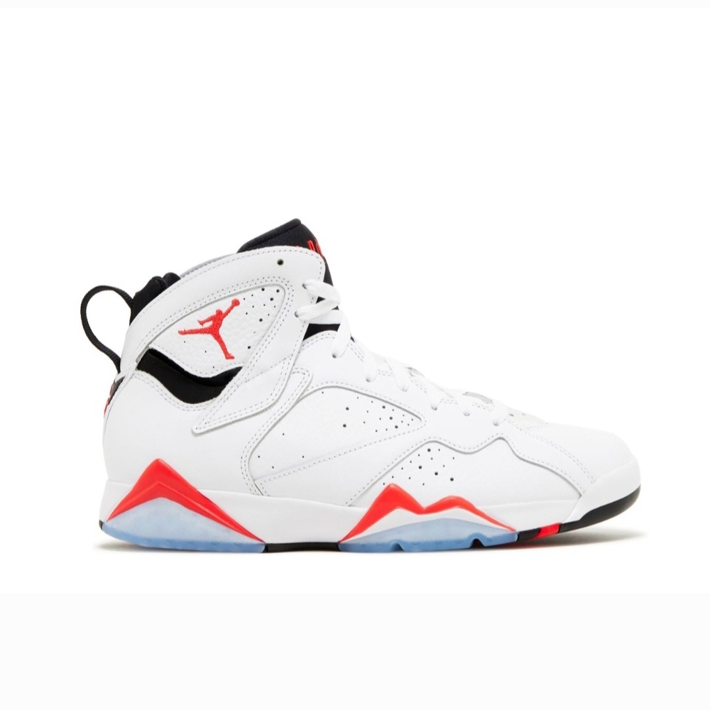 Jordan 7 Retro "Infrared" Size 9 With Box